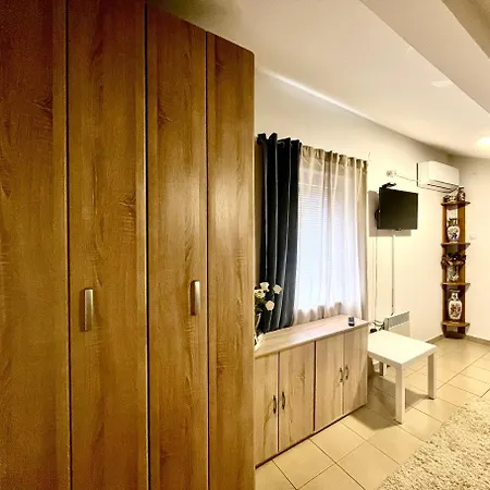 Vladimir & Ana 4* Pancevo