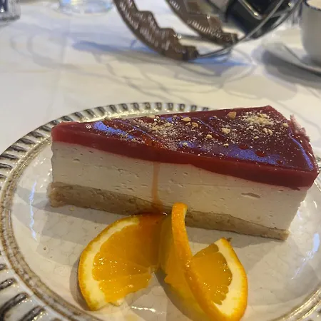 Pensiune Vladimir & Ana 4*